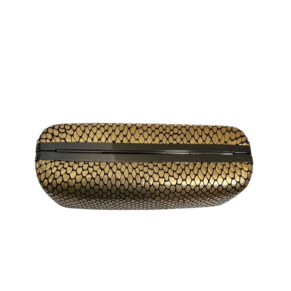 Inge Christopher Gold & Black Metal Mesh Clutch Purse With Chain Strap & Snap Cl - Picture 3 of 7